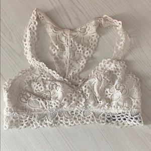Aerie lace brallete